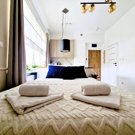 ורשה J&W Apartments Grojecka Glam Flat מראה חיצוני תמונה