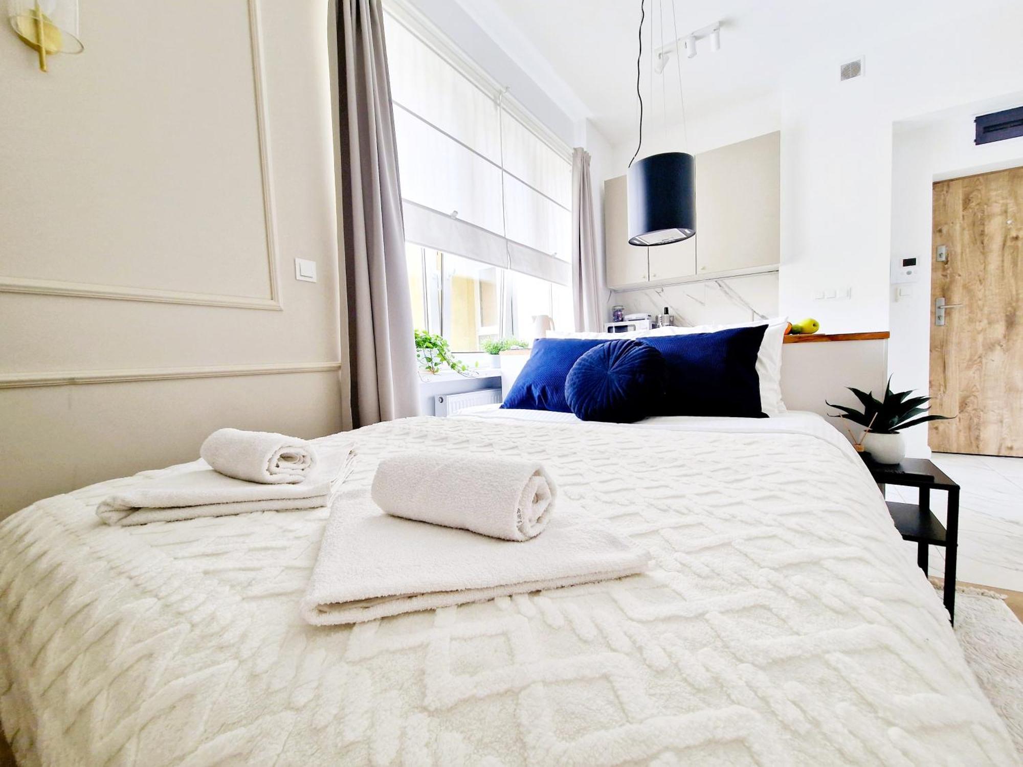 ורשה J&W Apartments Grojecka Glam Flat מראה חיצוני תמונה